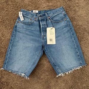 Levi’s 501 Knee Length Short